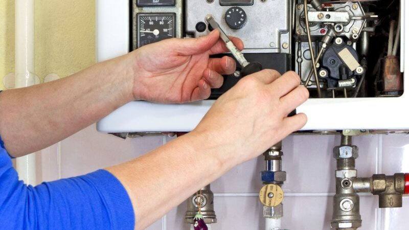 Manutenzione caldaie, mettersi in regola: i consigli dell’installatore Giordano Spinetti