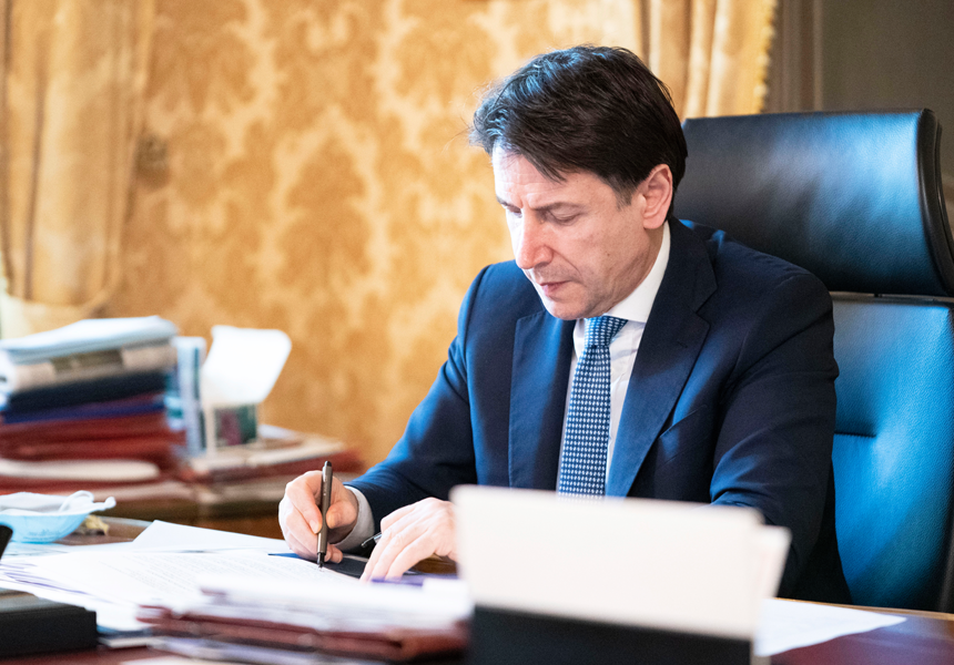 Gestione Fase 2, Conte su economia, scuola e vacanze