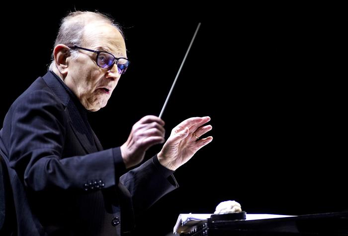 “Il maestro Ennio Morricone è scomparso il  6 luglio in una clinica romana. Aveva 91 anni.”