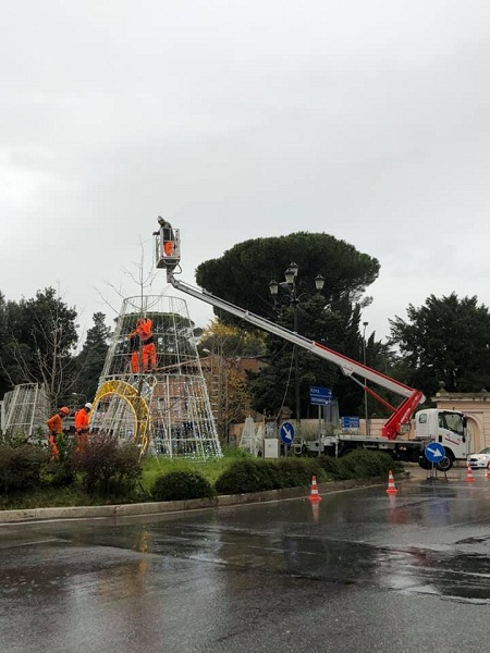 Albano si prepara al Natale: a breve pronte le luminarie al centro e nelle frazioni