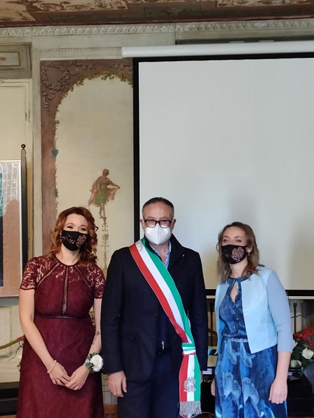 Albano – Borelli celebra unione civile tra due cittadine, Federica e Alessandra