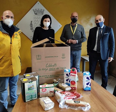 Ciampino, Coldiretti consegna all’Amministrazione pacco alimentare per famiglie in difficoltà