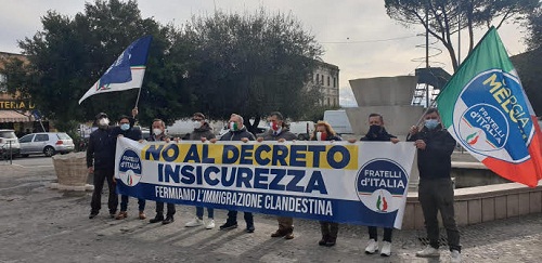 Immigrazione, Silvestroni (FdI) – Flash mob contro decreto “INsicurezza” a Roma e provincia