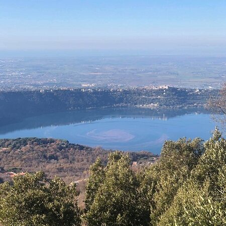 Castel Gandolfo – Mulinello marrone al Lago Albano: le possibili ipotesi