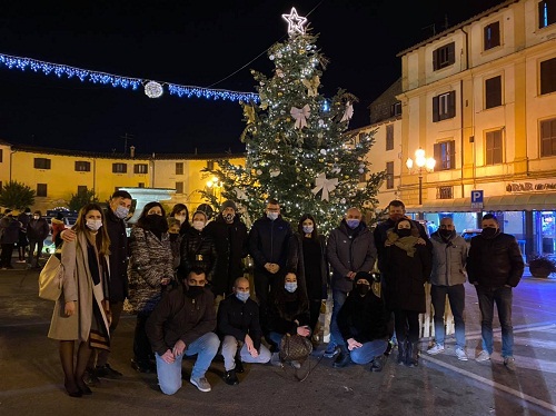 Zagarolo – Acceso l’Albero di Natale in Piazza Santa Maria