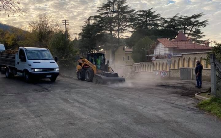 Monte Compatri, lavori di bonifica e ripristino stradale in Via Palocci e Via Serranti