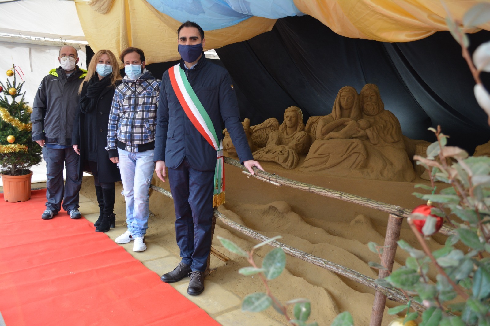 Pomezia, Natale 2020: inaugurato il presepe di sabbia a Torvaianica