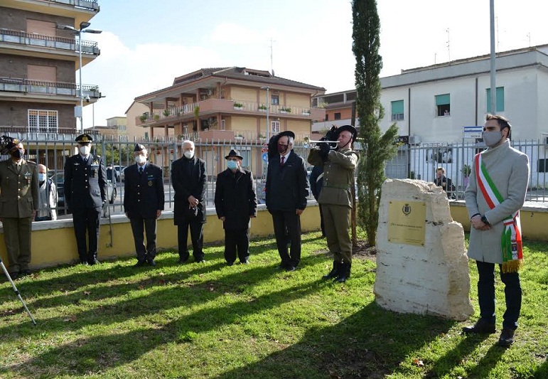 Pomezia ricorda le vittime del Covid-19: cerimonia al Parco delle Rimembranze