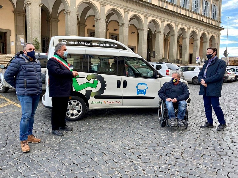 Velletri, al via il servizio “Bus Amico” per i disabili