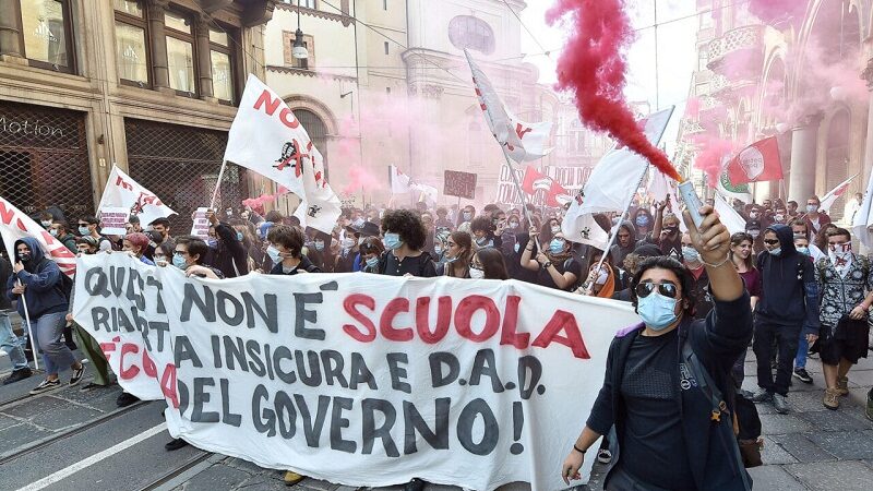 Ciampino, Diritti in Comune: “Solidali e complici con gli studenti dei Castelli Romani”