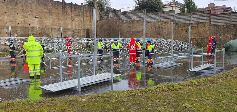 Covid-19 – Ariccia, iniziato montaggio tensostruttura all’oratorio Don Bosco