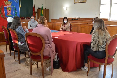 Pomezia, il Sindaco Zuccalà riceve una delegazione di studenti