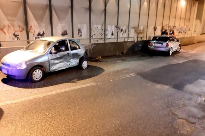 Ciampino, incidente con feriti al sottopasso di Via Acqua Acetosa