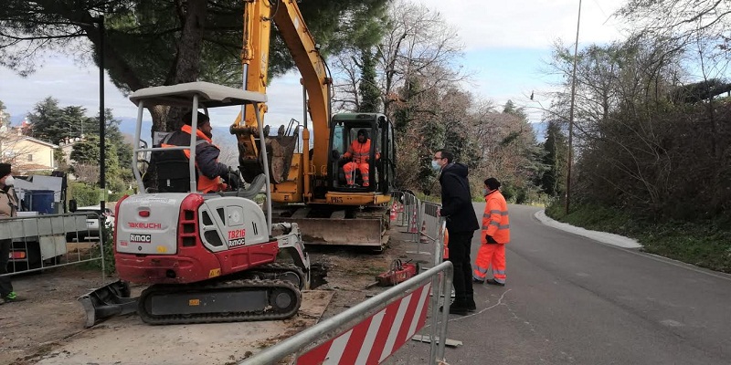 Monte Compatri, iniziata bonifica fognaria in Via Ciaffei e messa in sicurezza al Parco Calahorra