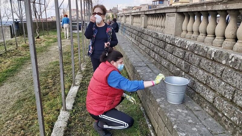 Velletri – Il Gruppo Archeologico Veliterno pulisce il Giardino del Belvedere