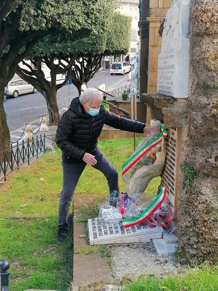 Monte Compatri – Amministrazione omaggia vittime monticiane delle Fosse Ardeatine