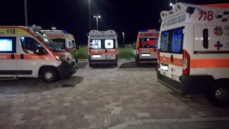 Ariccia, Pronto Soccorso in affanno: ambulanze ferme per ore davanti al NOC