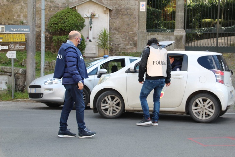 Pasqua e Pasquetta di controlli: Polizia impegnata a Genzano, Lanuvio e Nemi