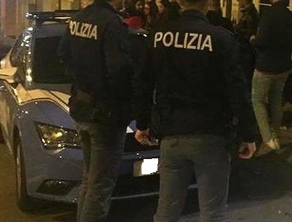 Genzano, controlli in diversi bar: Polizia e Unità Cinofile in azione