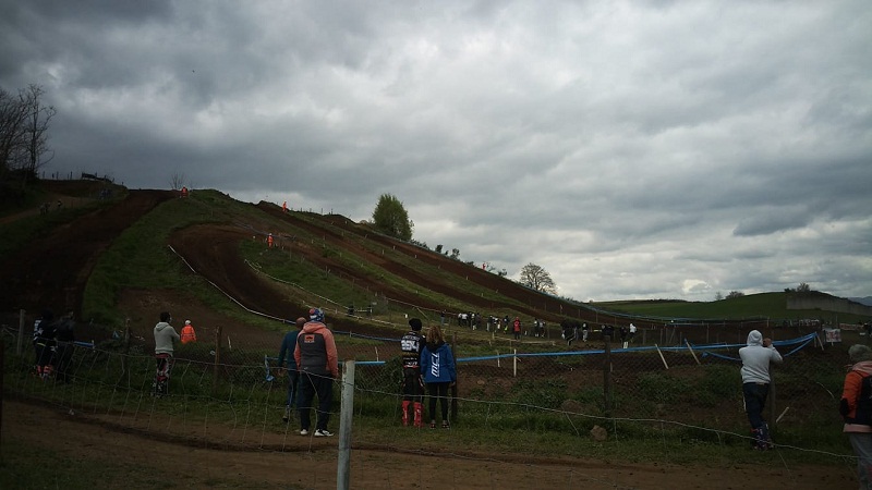 Colubro (Artena), incidente durante una gara di motocross: centauro finisce in ospedale