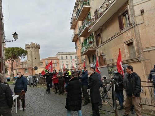 Marino, grande successo per l’inaugurazione della nuova sede locale del PCI