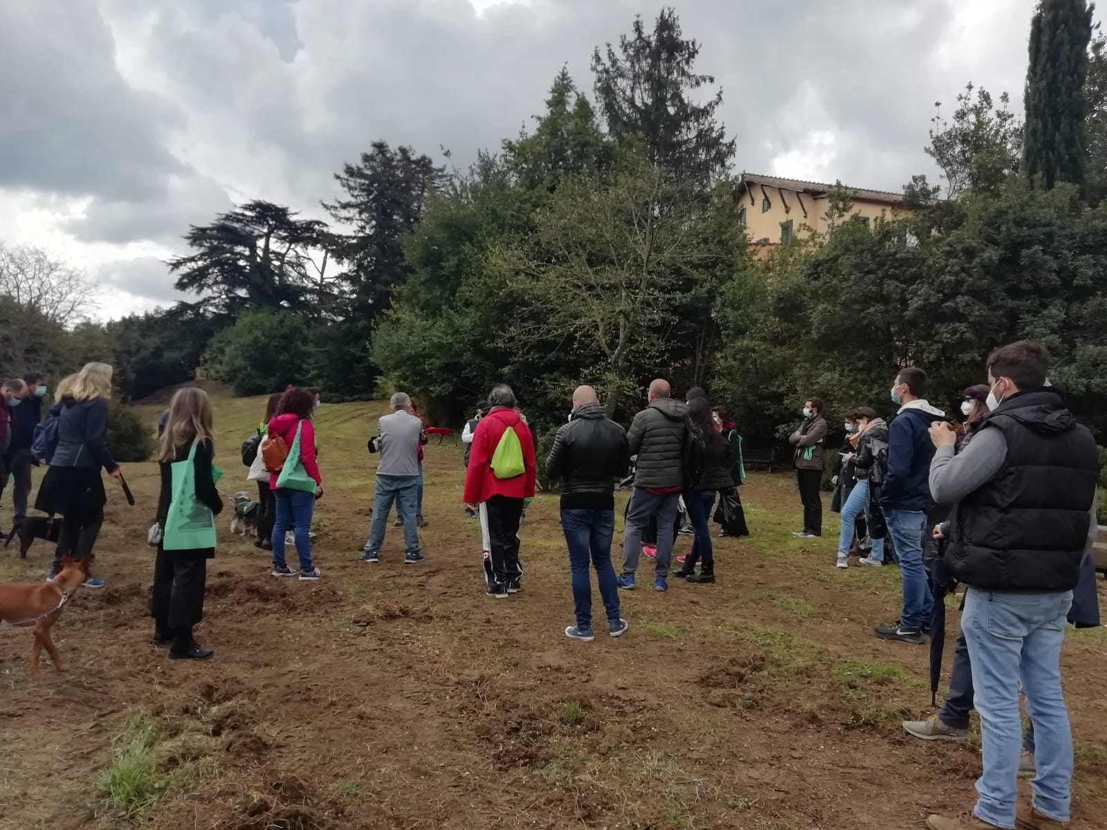 Genzano, Briziarelli e Carosi insieme ai volontari al Parco Sforza Cesarini