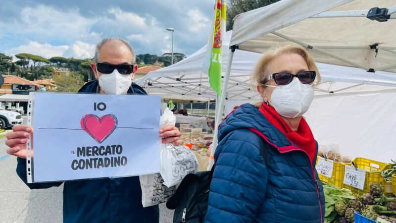 Grottaferrata, i cittadini dicono no allo spostamento del mercato contadino