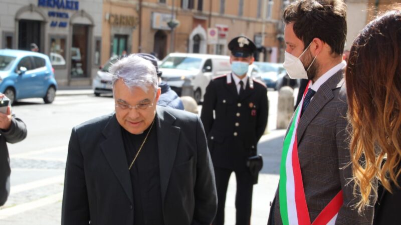 Genzano, Cardinale Semeraro celebra messa di Pasqua