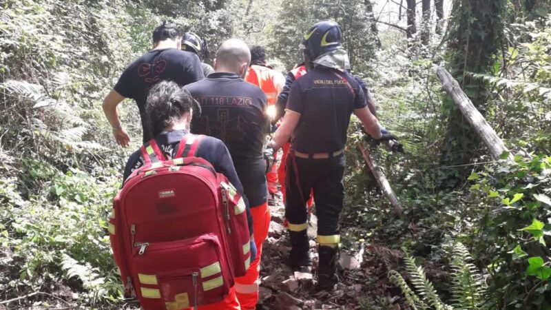 Nemi, soccorsa donna in via del Tempio di Diana