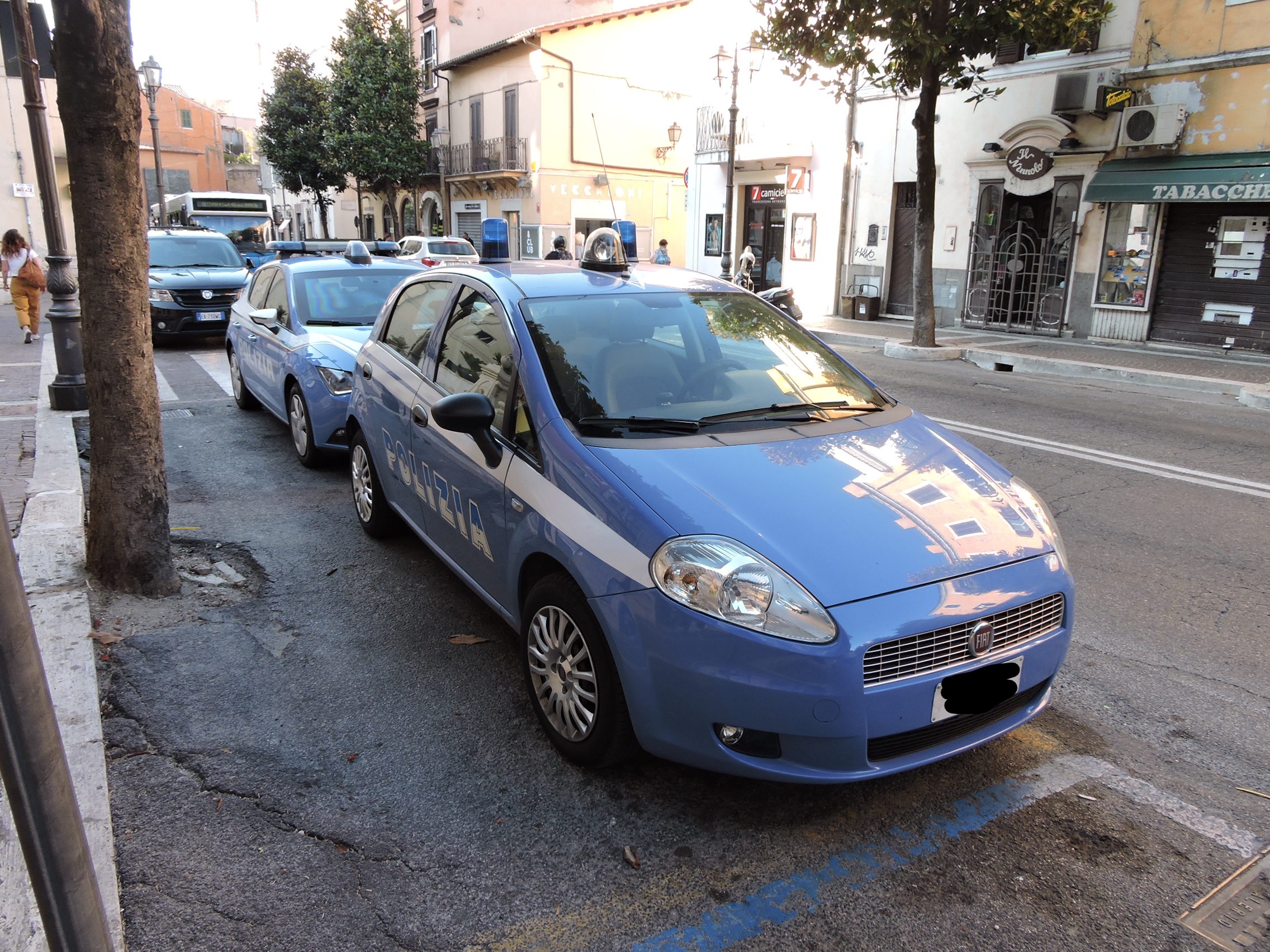 Albano, rintracciato e denunciato per lesioni gravi a pubblico ufficiale il terzo ragazzo del gruppetto violento