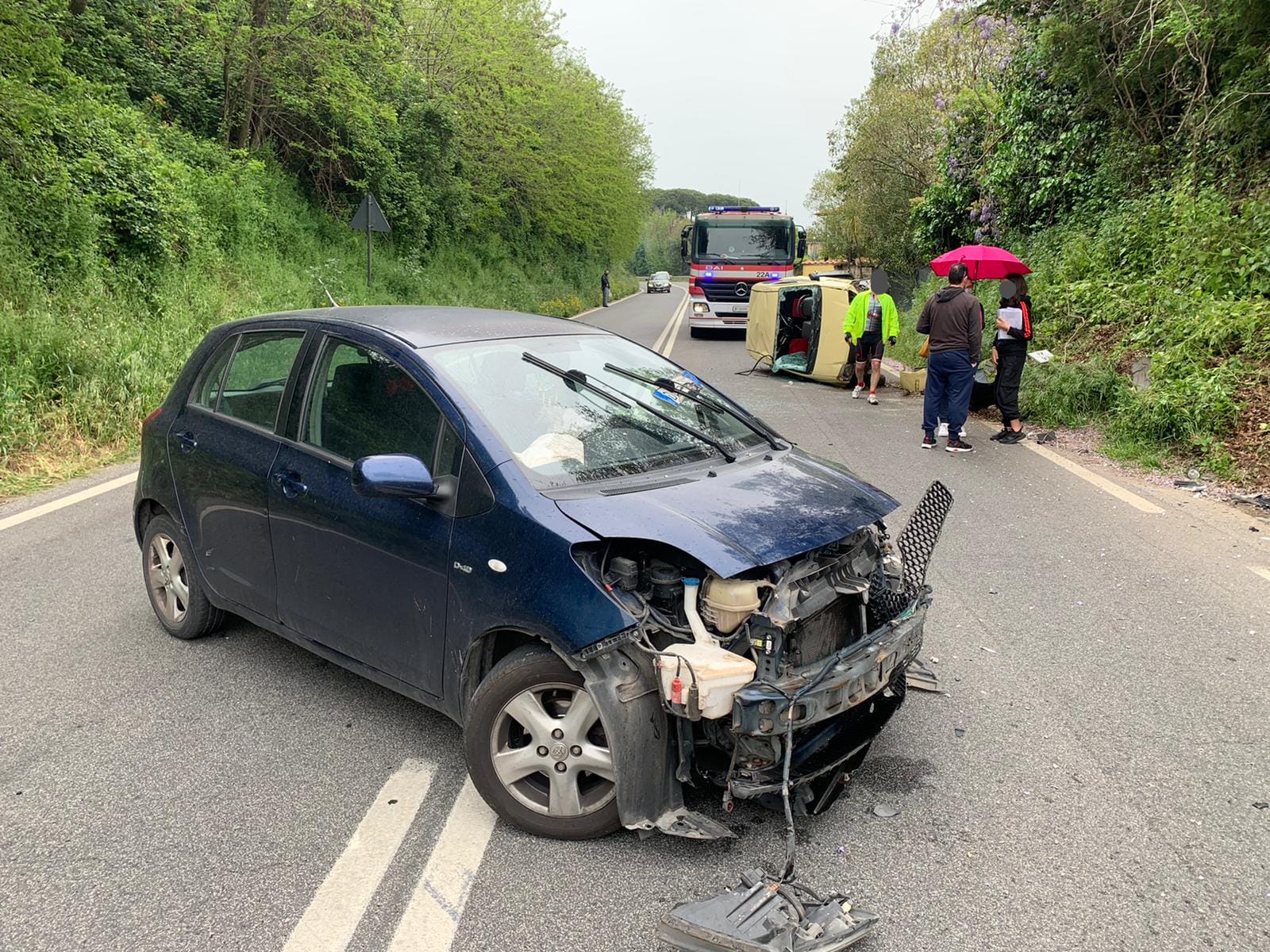 Velletri, incidente su via appia: grave un conducente