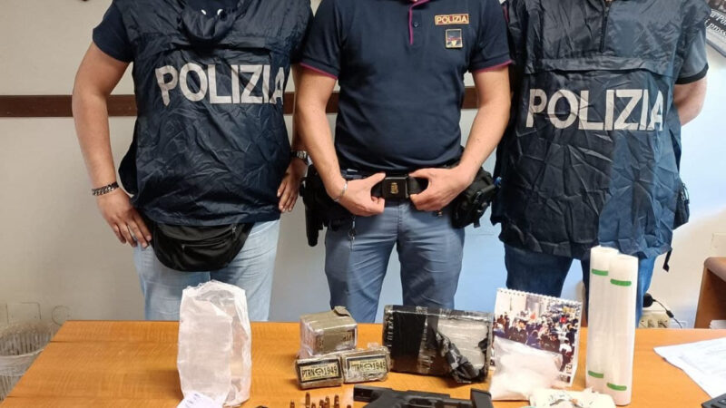 Roma, la Polizia di Stato arresta 3 persone per possesso di droga e porto d’arma illegale