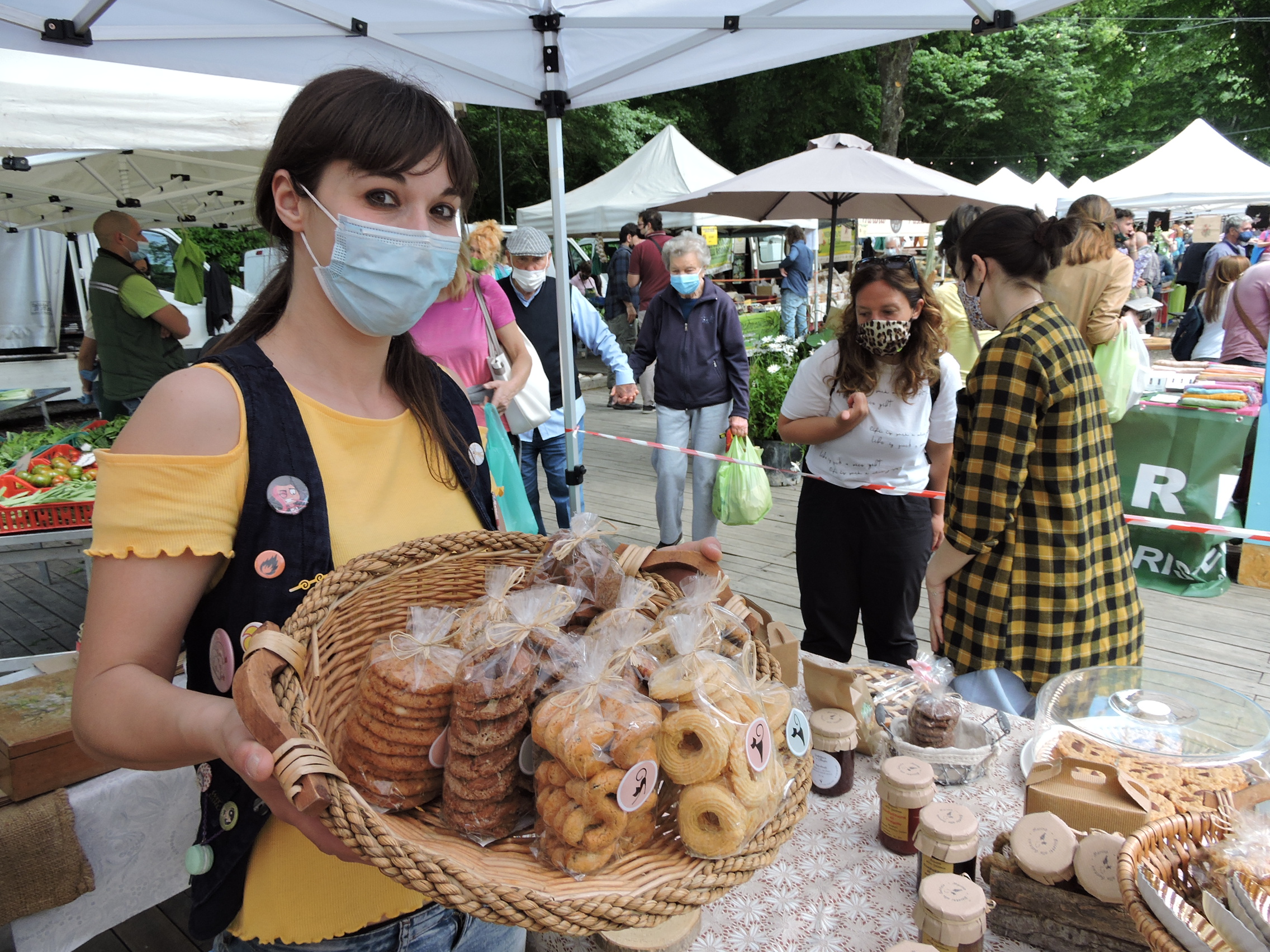 Ariccia, grande partecipazione al Mercato Contadino del Biodistretto