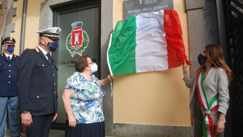 Rocca di Papa, intitolato al sindaco Emanuele Crestini il Comando della Polizia Locale, a due anni dalla sua morte.