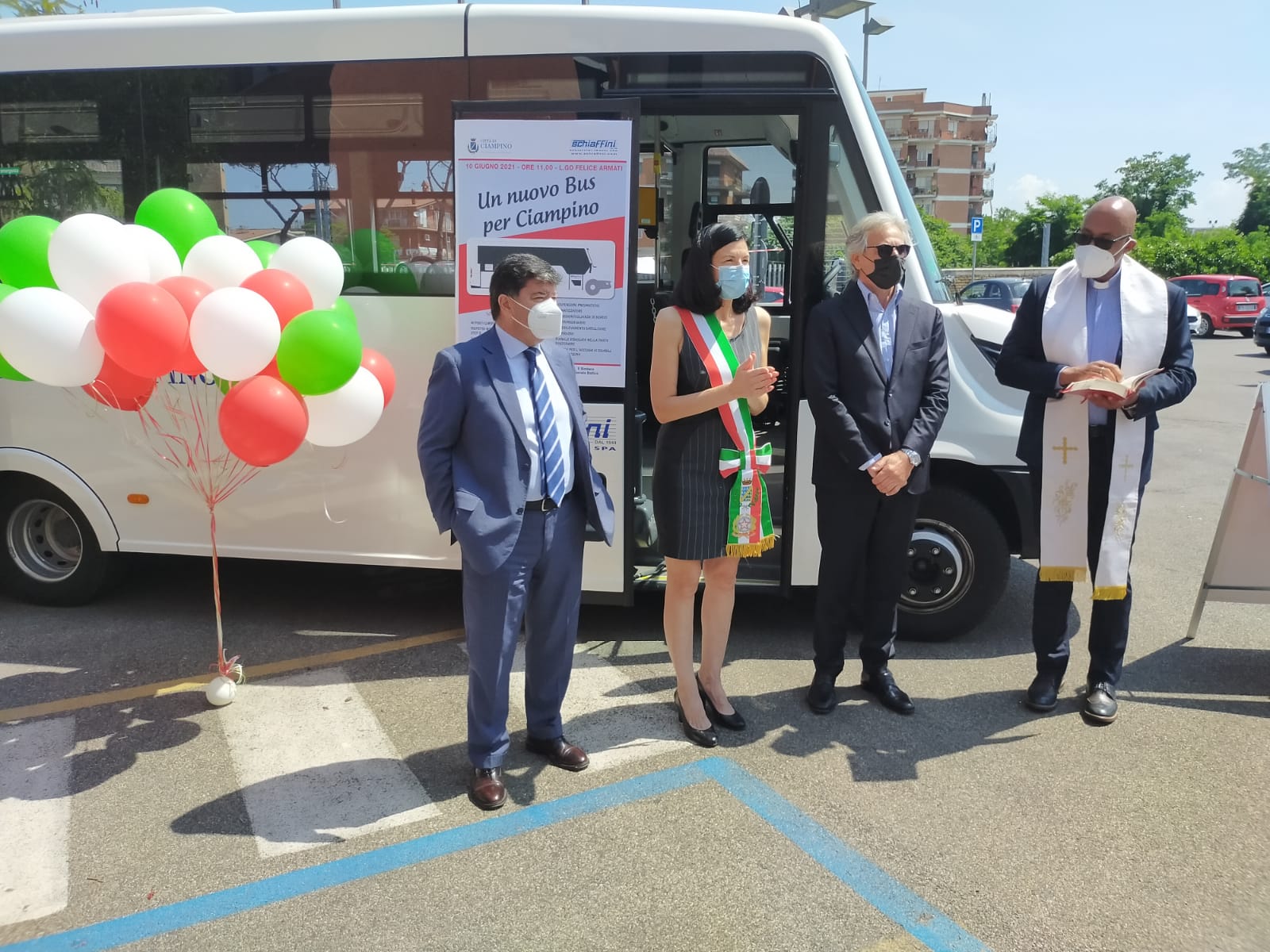 Ciampino, inaugurato nuovo automezzo del Trasporto Pubblico