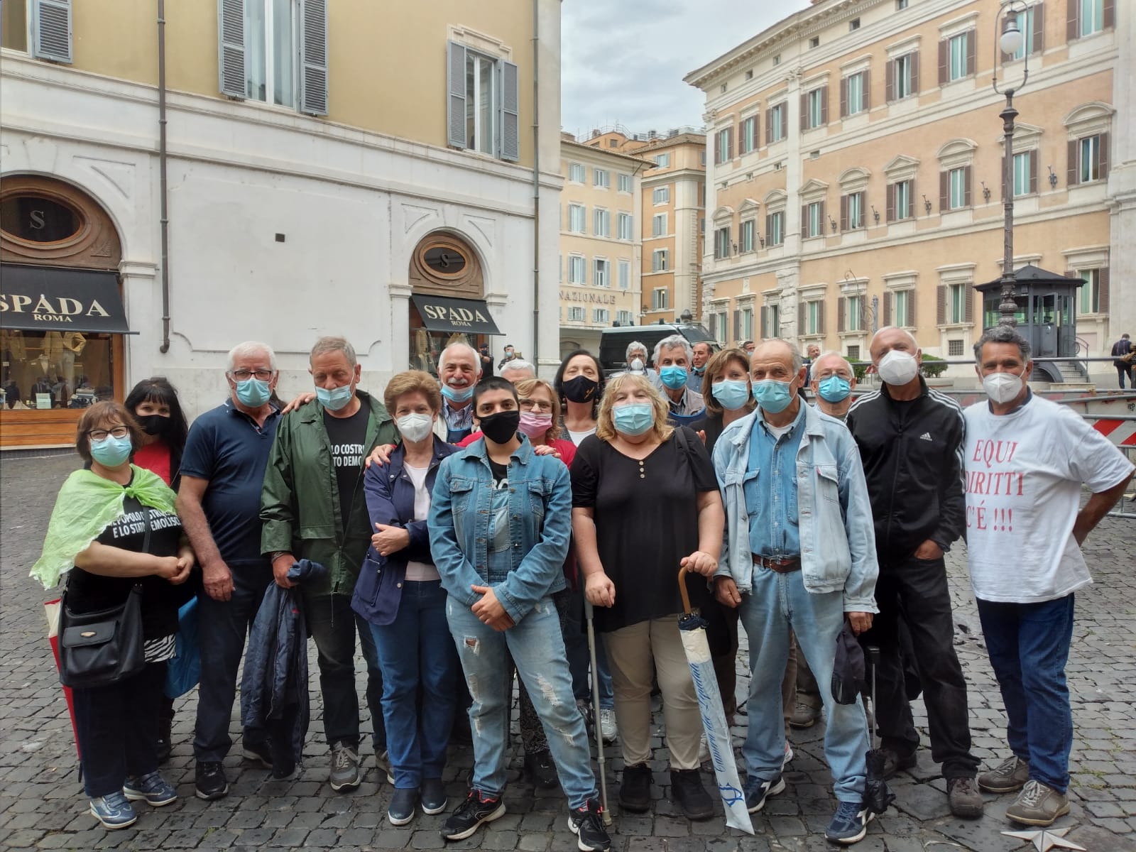 “Equi Diritti”: Il nubifragio non ferma la protesta a Roma. Da tutti i Castelli, Lazio e Campania