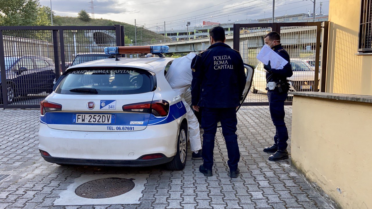 Giardinetti (Roma), tenta il furto in un’abitazione: arrestato dalla Polizia Locale