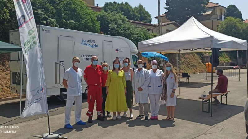 Rocca Priora, oltre 60 le persone vaccinate con il camper della Asl Roma 6