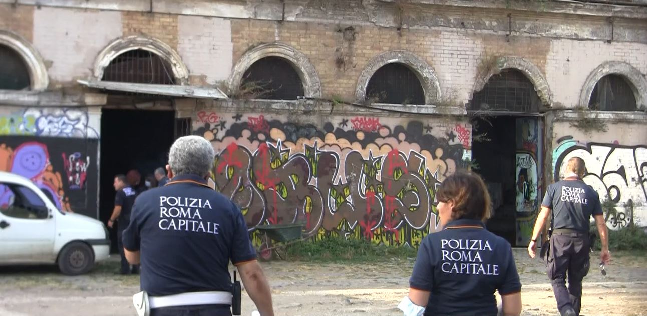 Testaccio, controlli della Polizia Locale: 10 le persone denunciate