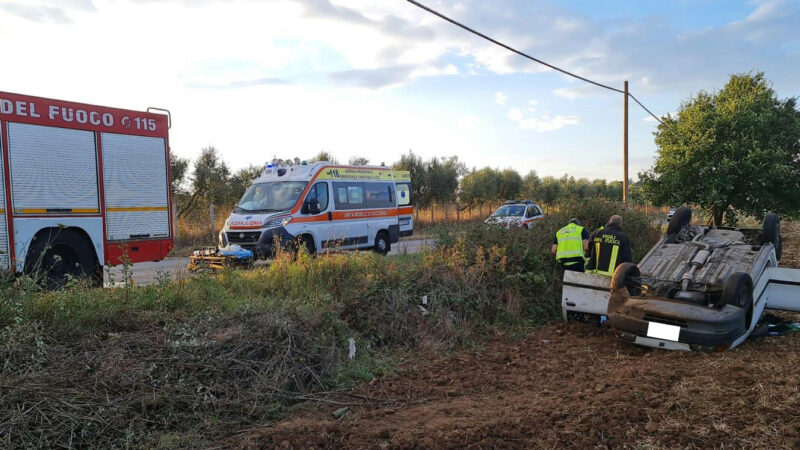 Velletri: incidente mortale, auto finisce in un fosso