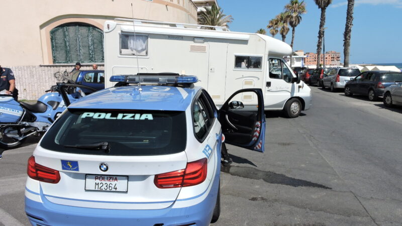 Nettuno, week end di controlli della Polizia Stradale sul litorale romano e sud pontino