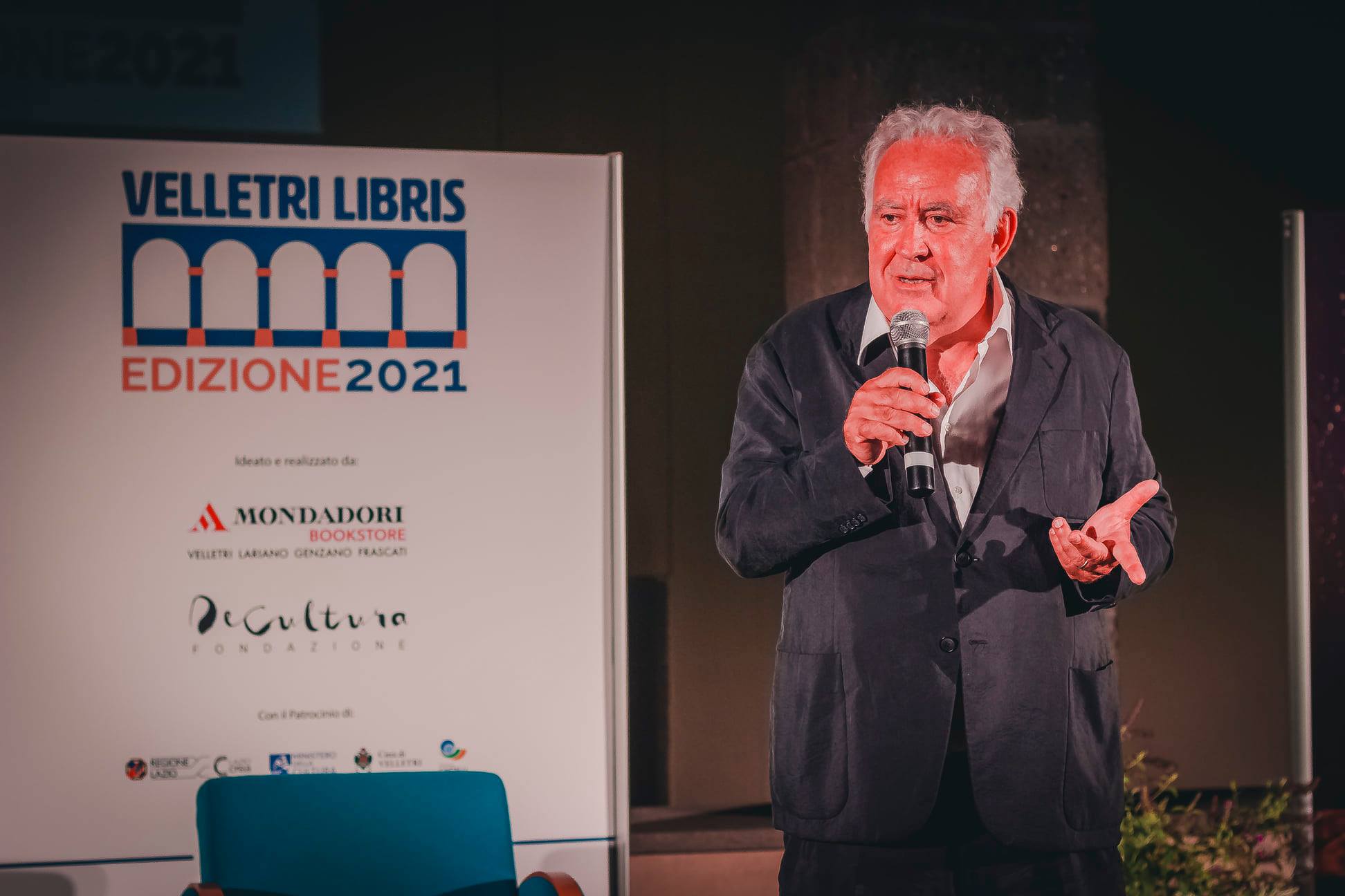 Michele Santoro a Velletri Libris con “Nient’altro che la verità”