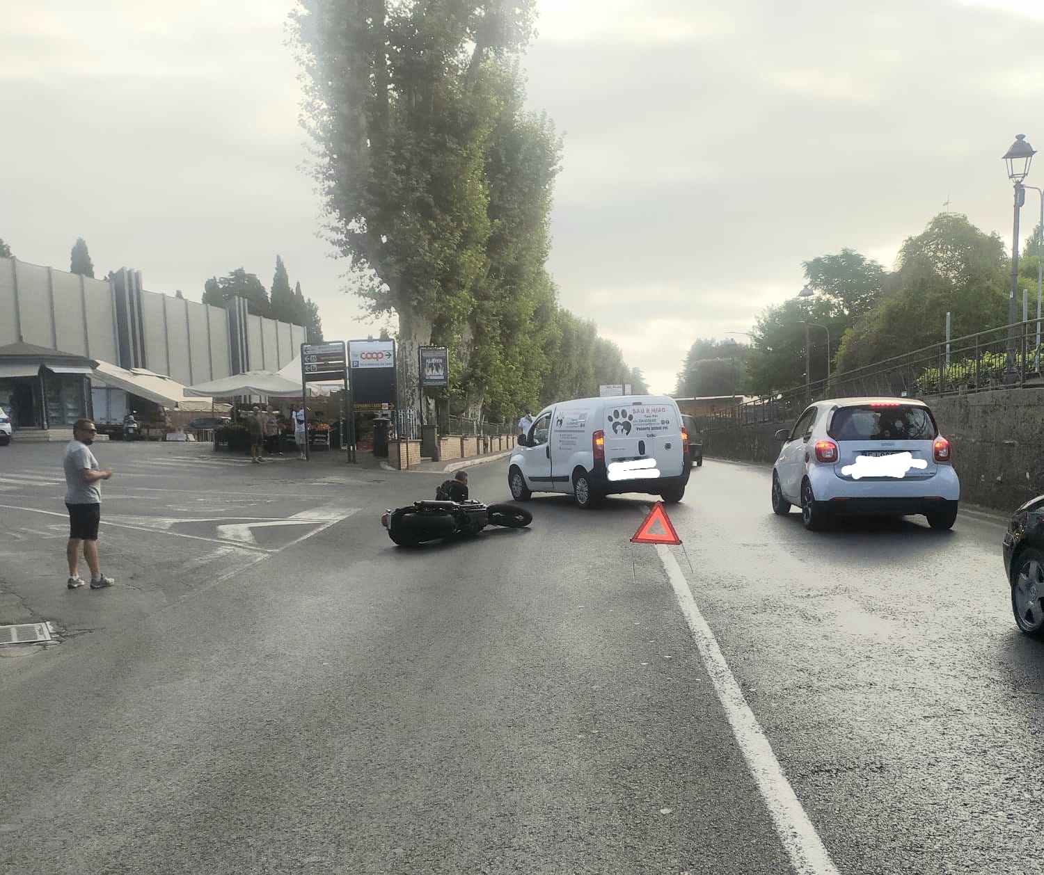 Velletri, sta meglio è stato dimesso il motociclista investito ieri su via Lata