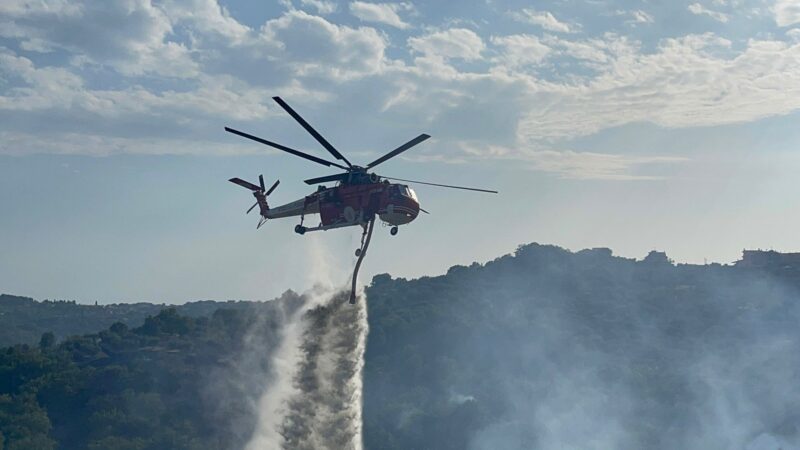 Incendi, anche la Protezione Civile di Genzano corre in aiuto del Sud Pontino