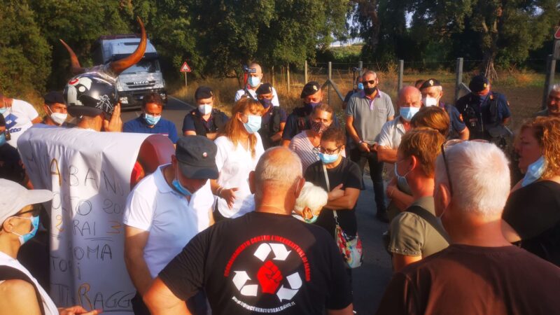 Discarica di Roncigliano, continuano le proteste