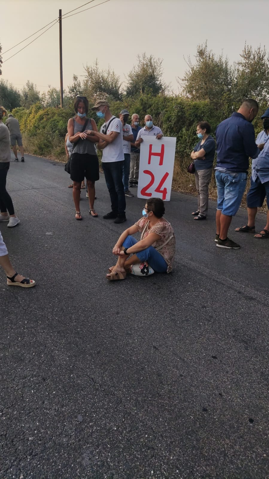 Discarica Roncigliano, ripresi gli arrivi dei tir carichi dei rifiuti dei romani