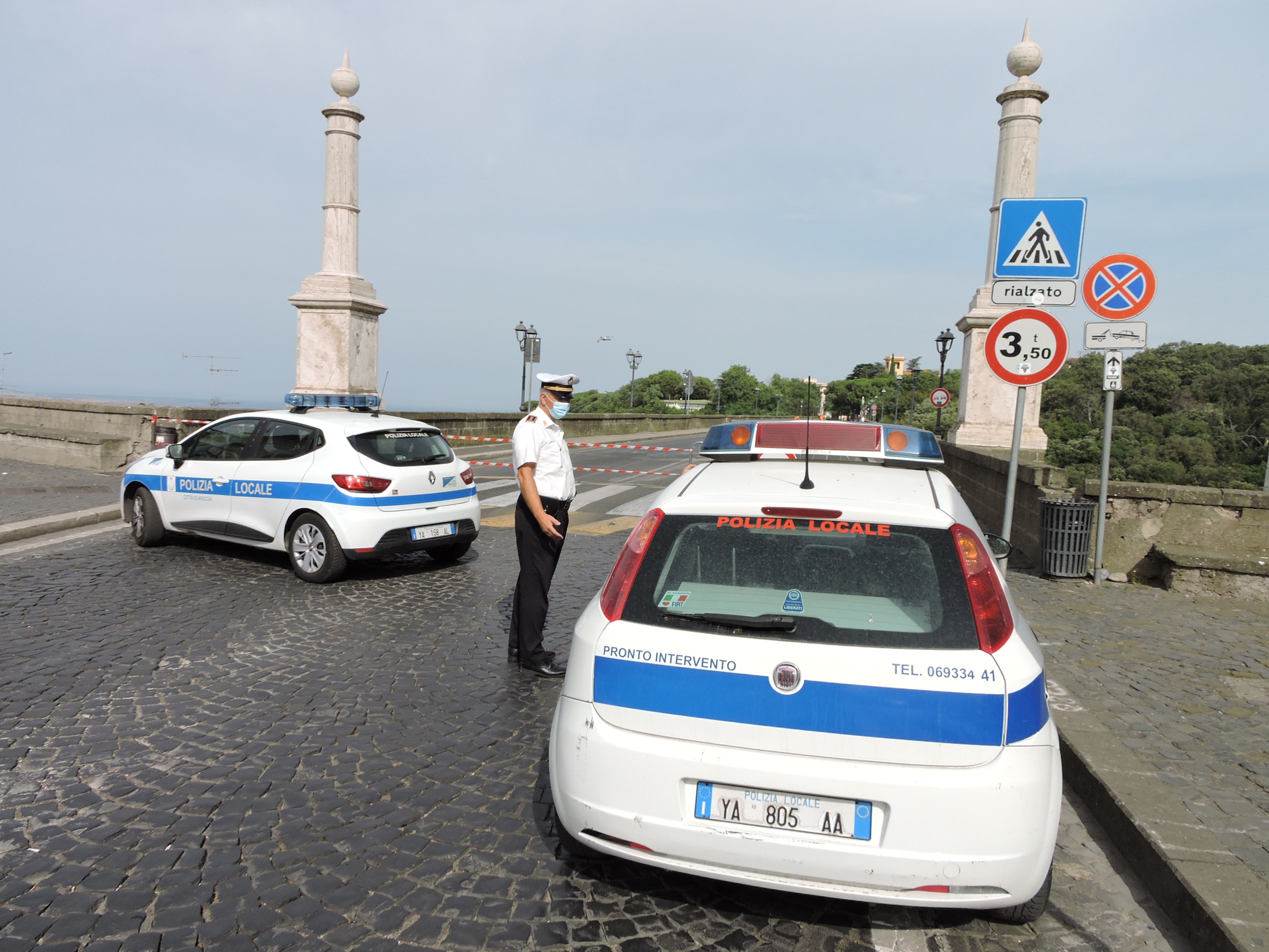 Ariccia, ragazzo perde portafoglio ritrovato grazie alla Polizia Locale, lettera di ringraziamento agli agenti