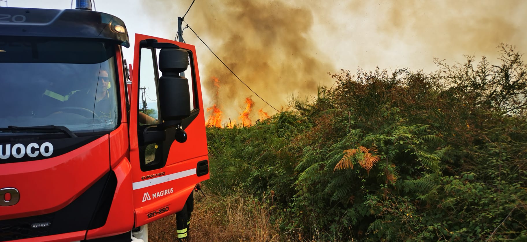 Rocca Priora, scoppiano nuovi incendi e continua la caccia al piromane