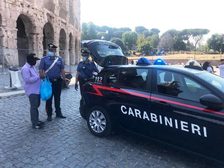 Roma, borseggi: in poche ore 5 arresti nel centro storico della Capitale