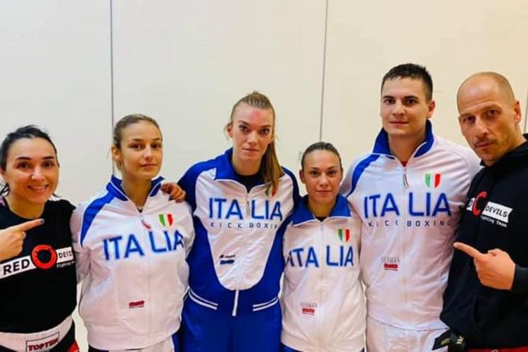 Marino si inchina alla campionessa mondiale Federica Trovalusci e a Gabriele Oliva terzo classificato ai mondiali di kickboxing di Jesolo